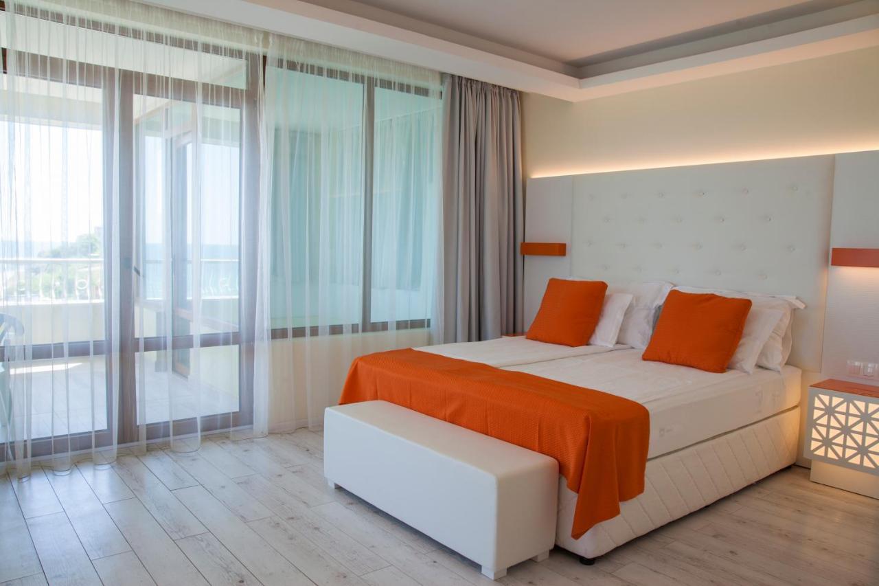 Hotel Perla Beach Luxury Primorsko Exterior photo