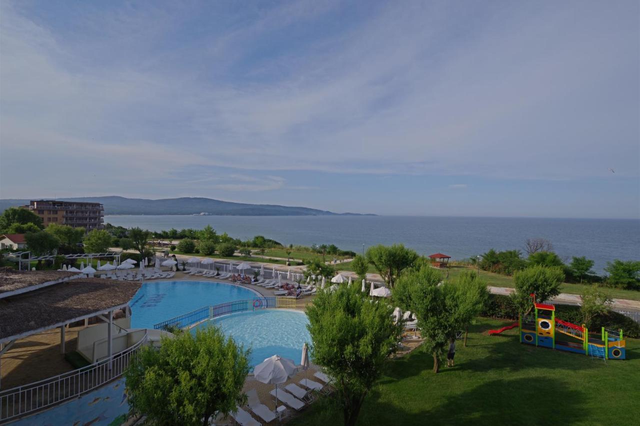 Hotel Perla Beach Luxury Primorsko Exterior photo